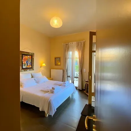 Family And Pet Friendly House Holiday home